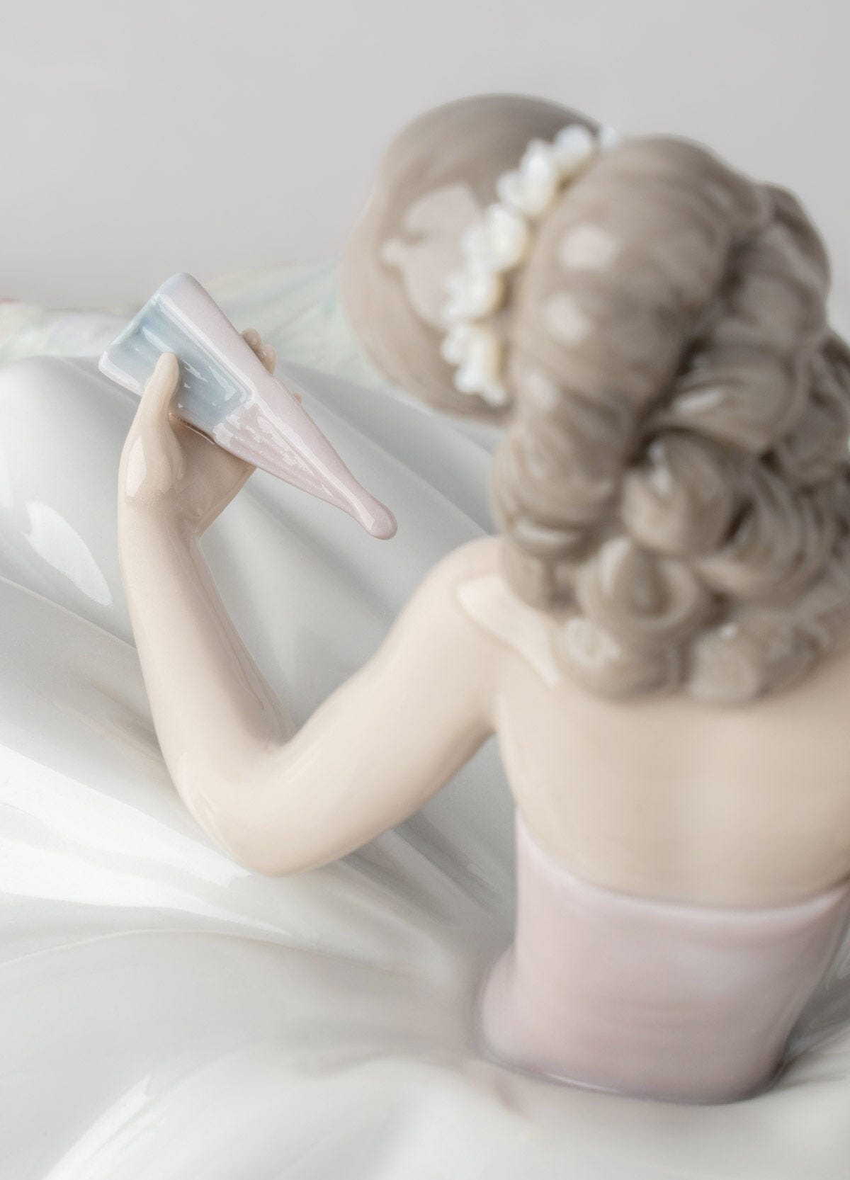 リヤドロ お祭り ひと休み 舞踏会の女性 5859 LLADRO 楽天市場】リヤドロ お祭り ひと休み 舞踏会の女性 01005859 LLADRO