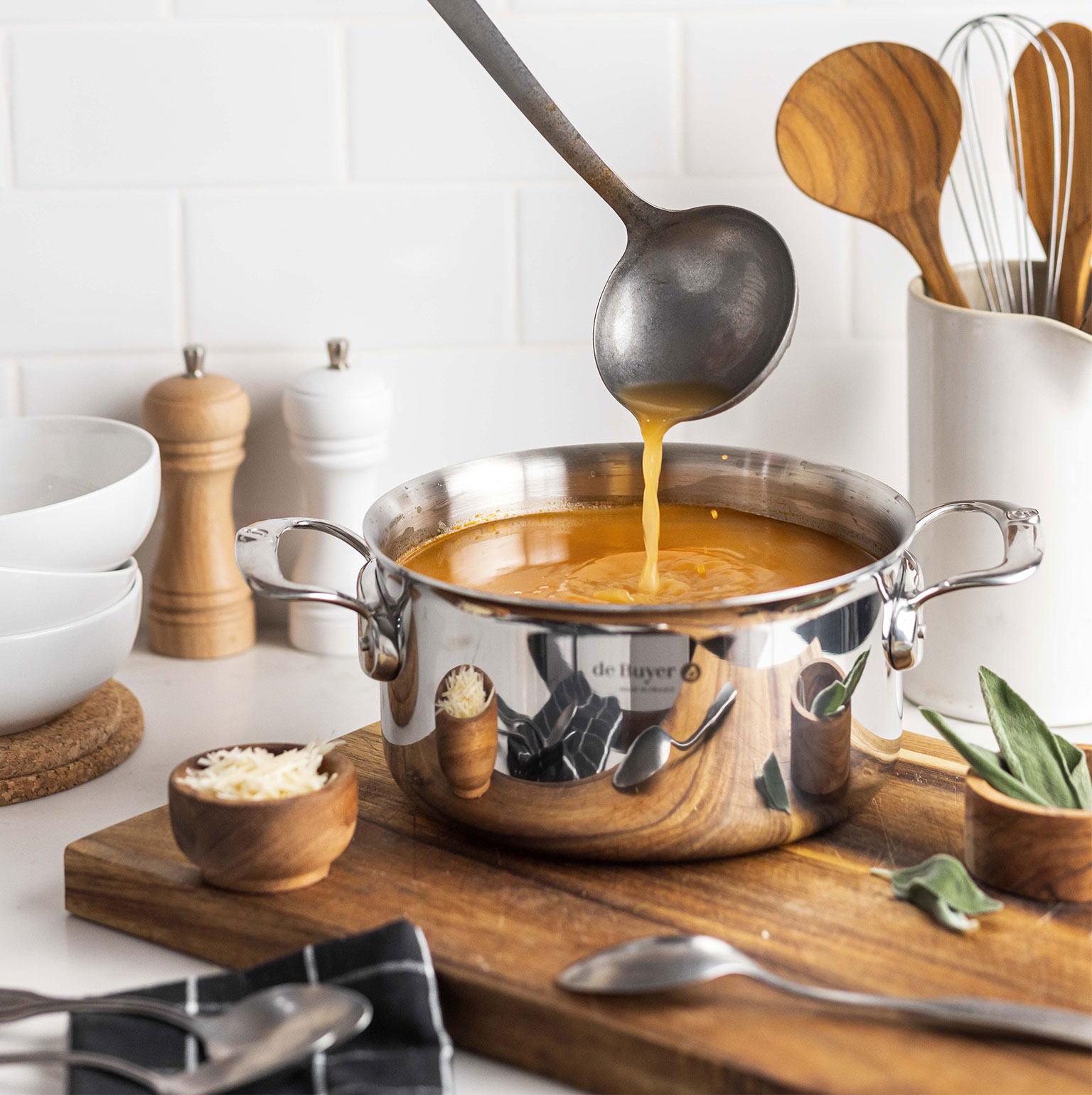 de BUYER（デバイヤー）AFFINITY ステンレス蓋付シチューパン 20cm