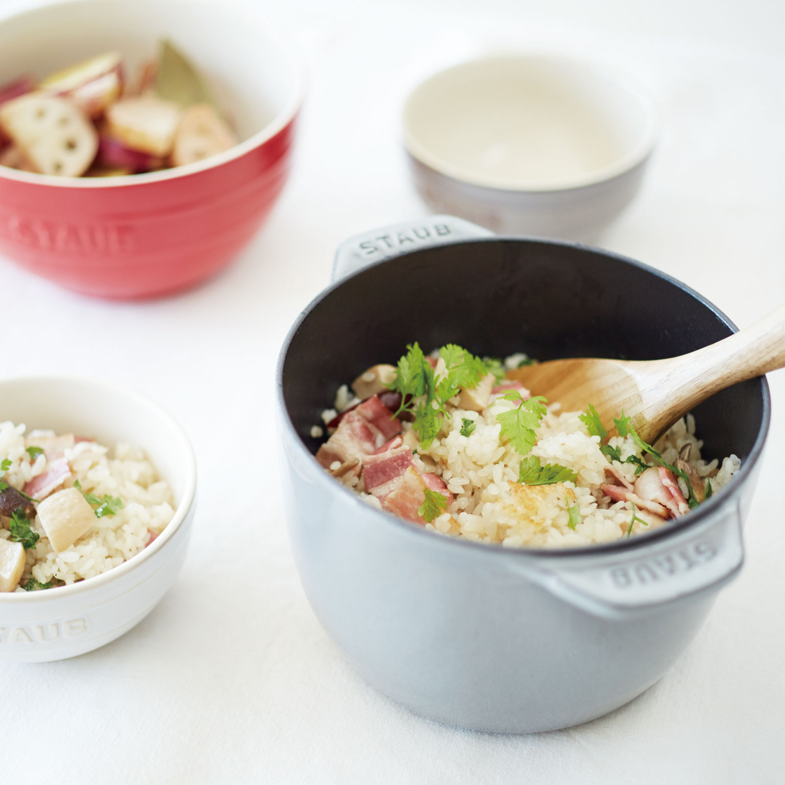 staub（ストウブ）ラ・ココット de GOHAN カンパーニュ M | LIVING