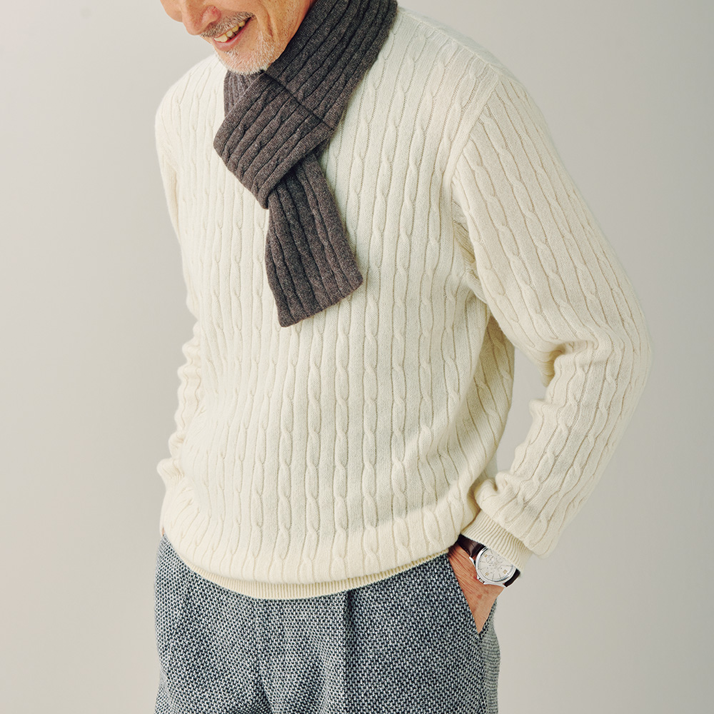 林田 低温染色カシミヤ・モックネックセーター | ライトアップ