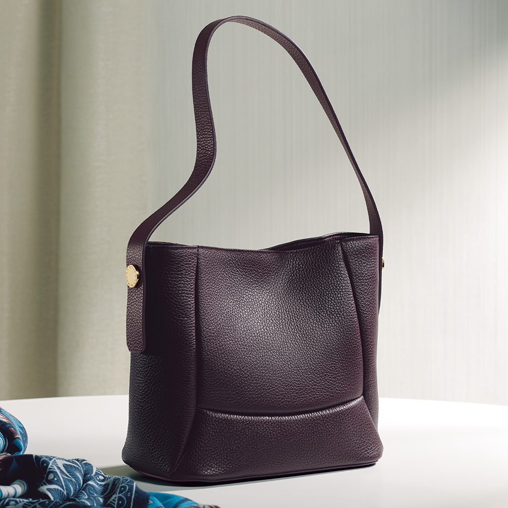 ネイビー 和光マウロゴヴェルナレザートートバッグ MAURO GOVERNA