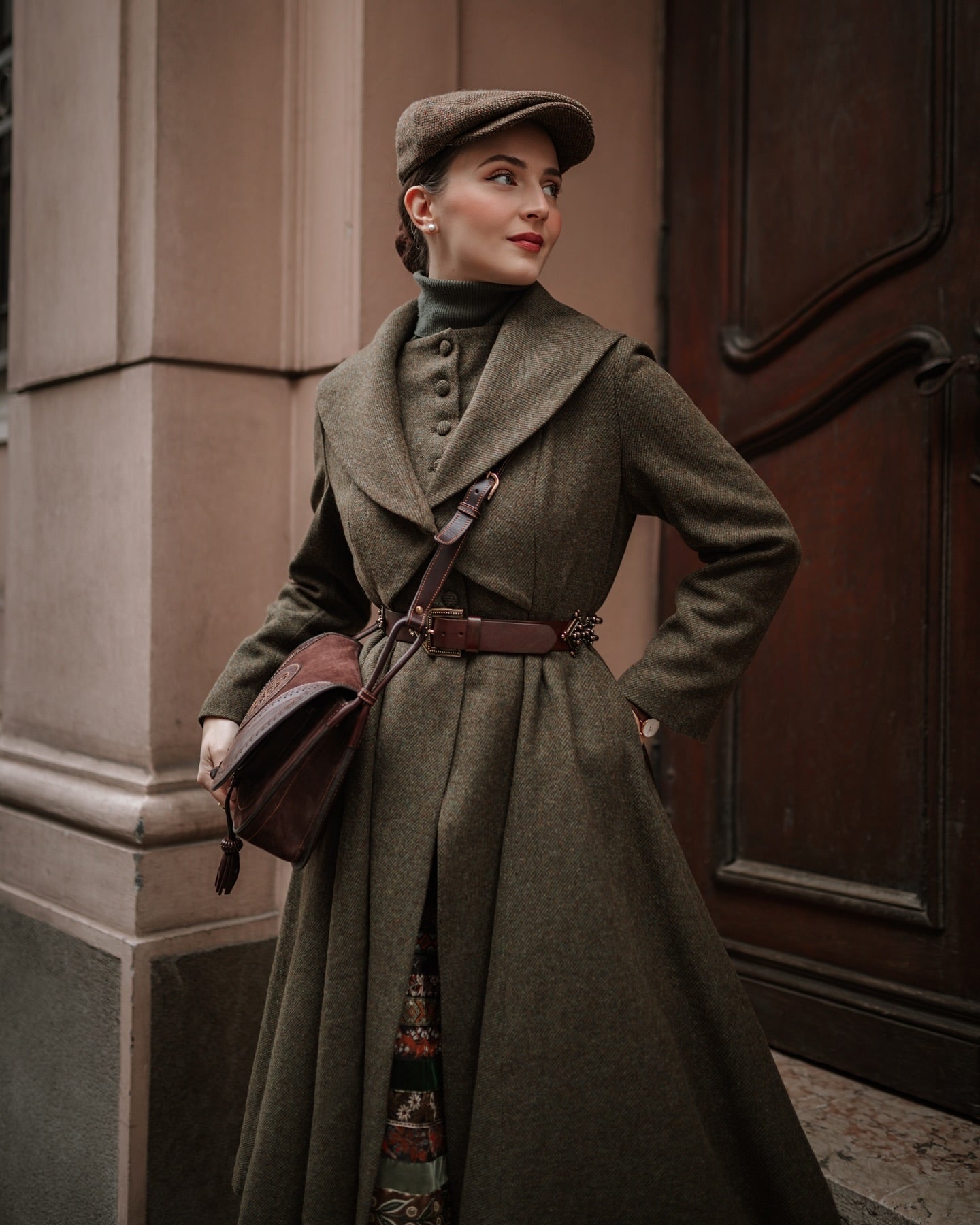 Gemma 17 | 100% wool victorian coat – Linennaive