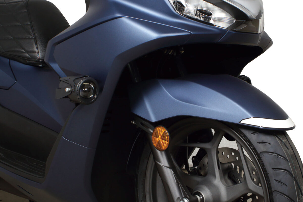 PCX/PCX160の夜間視認性アップ！武川から「LEDフォグランプキット