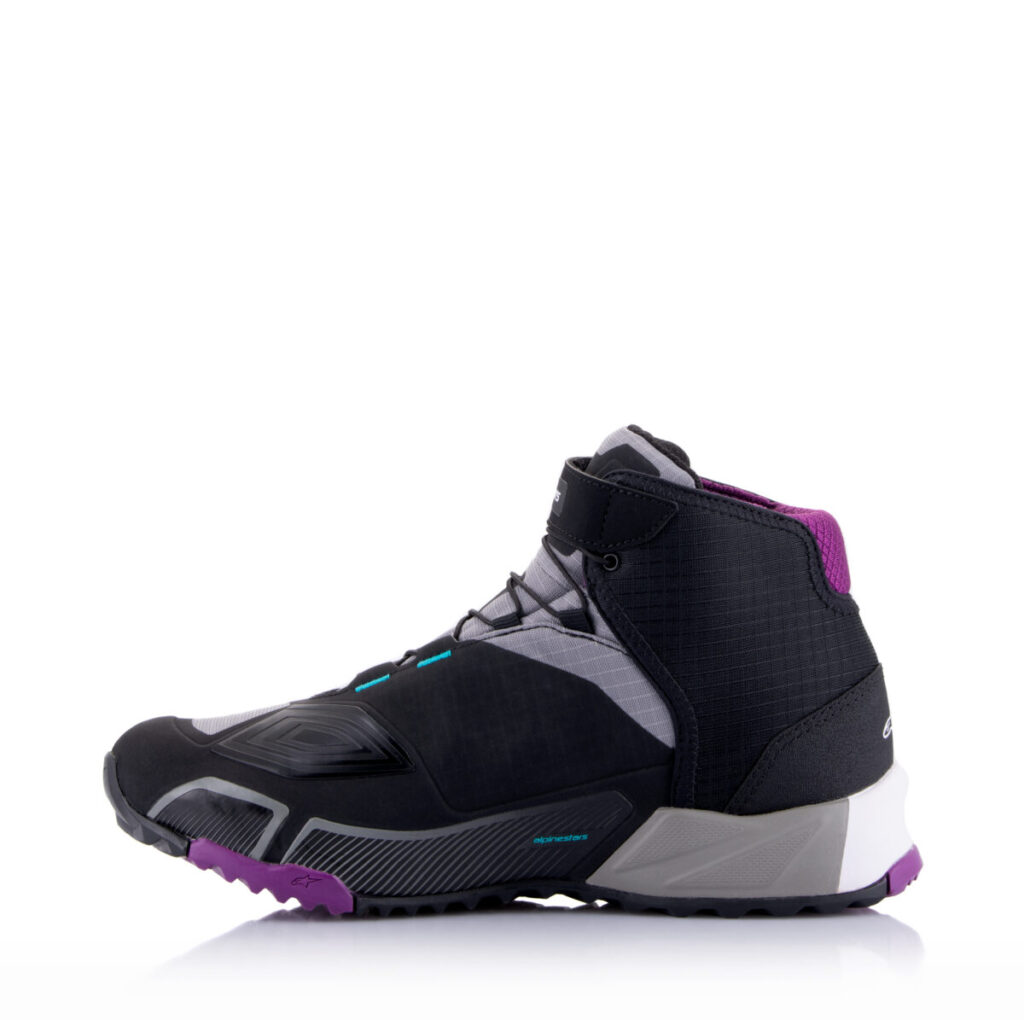 ツーリング中の雨も安心 おしゃれで歩きやすい防水レディースシューズ