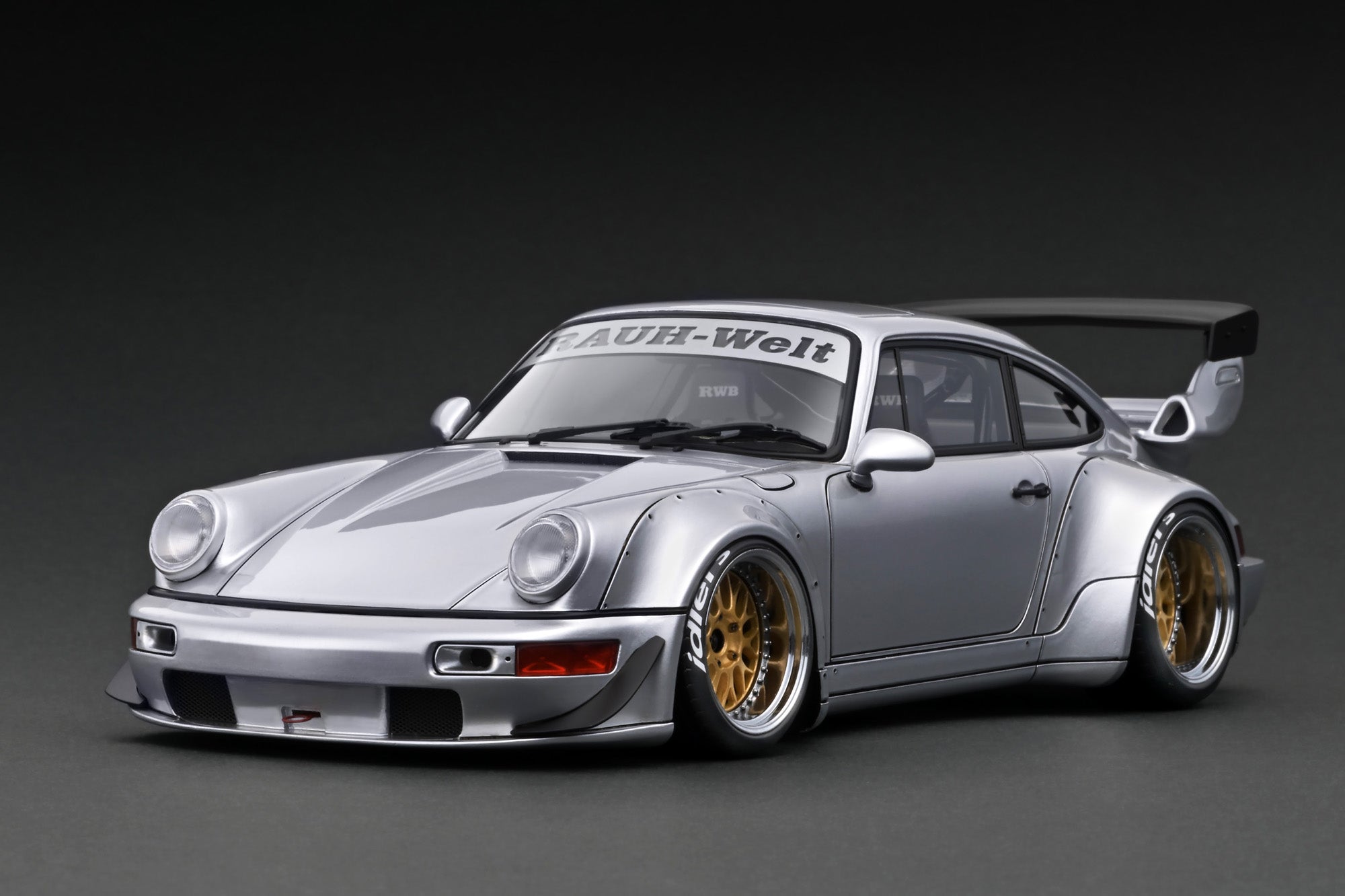 Ignition Model 1:18 Porsche 964 RWB in Silver with M64 Engine