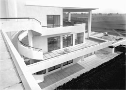 神奈川県立近代美術館:開催中の展覧会＞建築と暮らしの手作りモダン