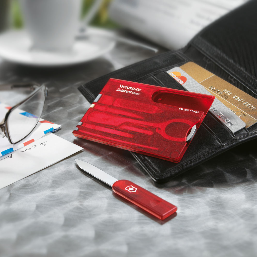 Victorinox スイスカード マルチツール クラシック レッド(レッド)：ホーム