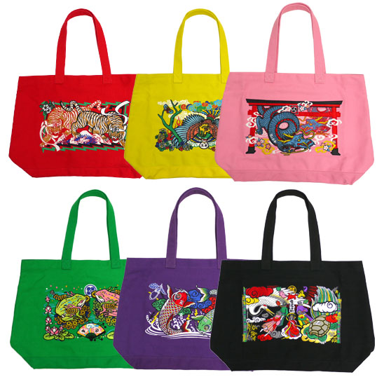 週末ヒロイン ももいろクローバーZ オフィシャルグッズ大百科