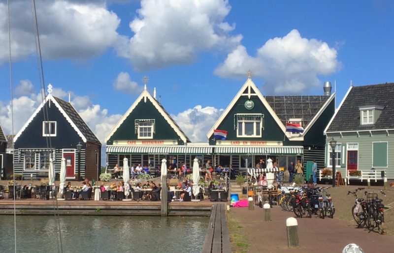 オランダ マルケン島はねはし