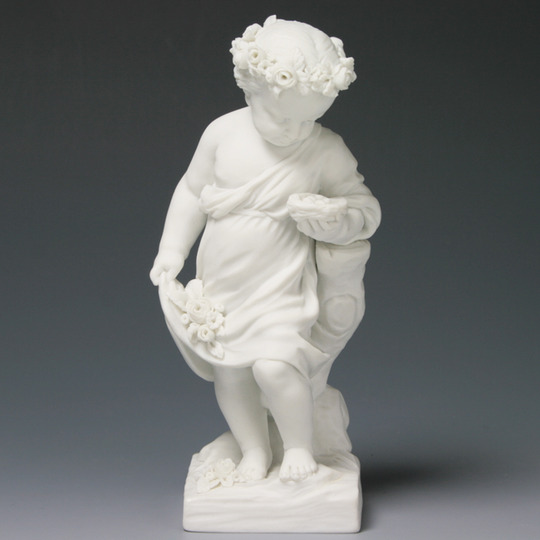 セーブル(Sevres) 白磁 人形置物 ビスケット 四季の子供達・春【現物