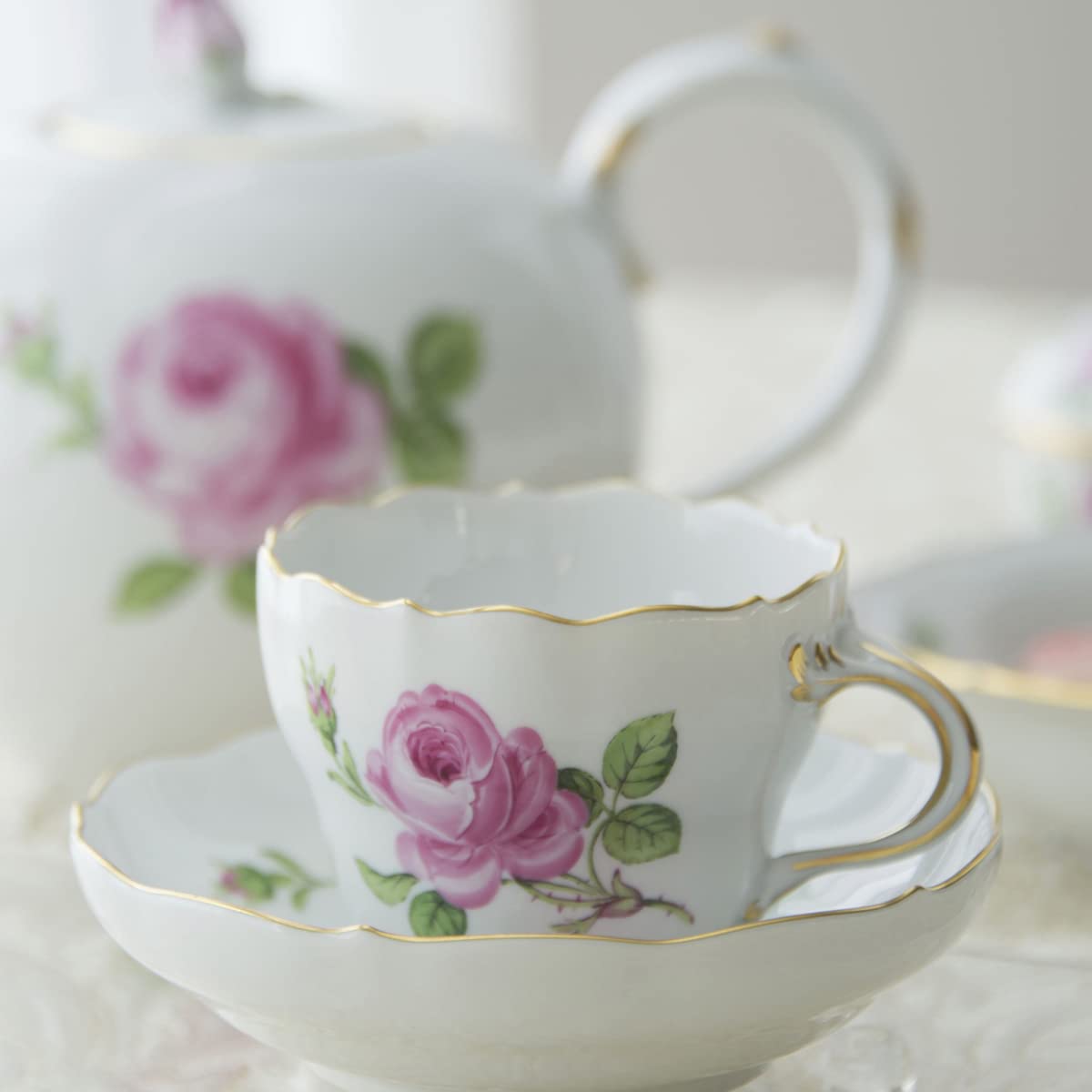 美品マイセン マイセン ローズ カップ トリオ ピンクローズ カップ