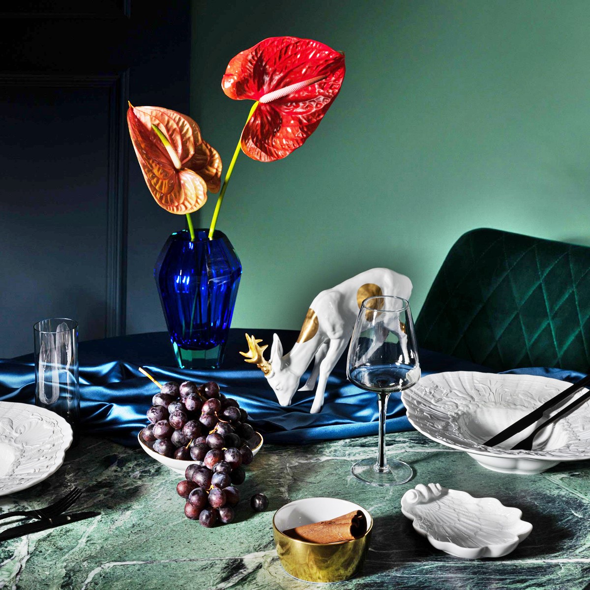 ドイツの名窯マイセン 日本公式サイト|スワン ホワイト