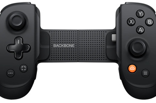Apple Store、BackboneのiPhone用ゲームコントローラー「Backbone One
