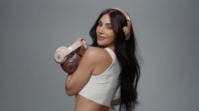 Beats Studio Pro – Kim Special Edition – Dune - MacMyDay