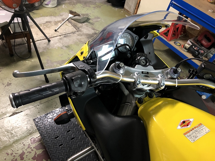 CBR600F（99-06）【PC35】用バーハンドルキット＆バーハンドル化用