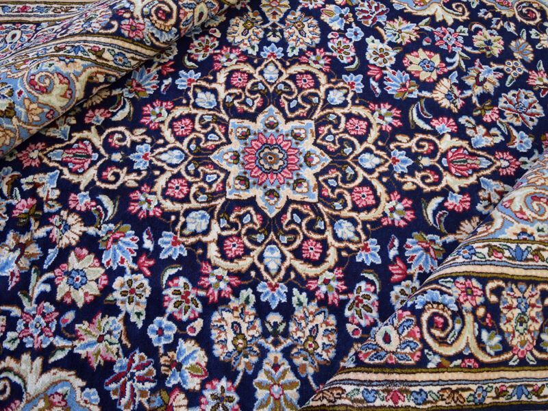 ペルシャ絨毯なら｜魔法のじゅうたん仙台｜通販・メンテナンスは全国対応