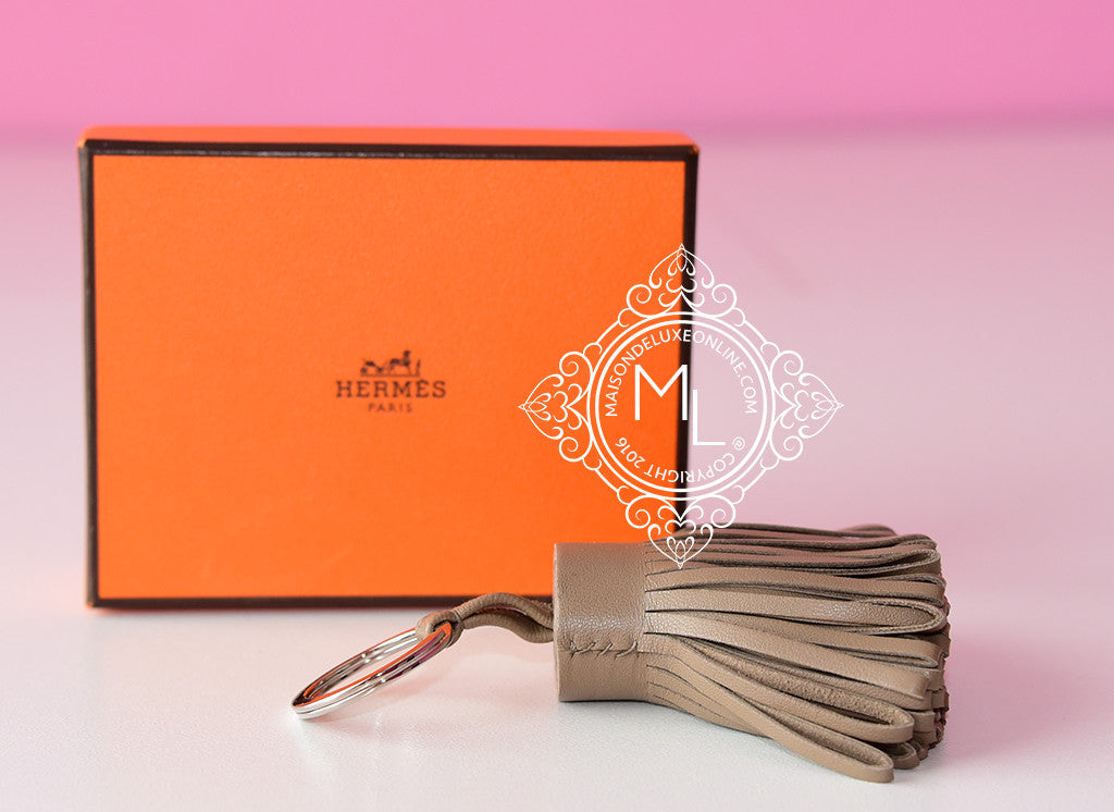 Hermes Etoupe Carmen Keychain Bag Charm Rodeo Key Ring – MAISON de