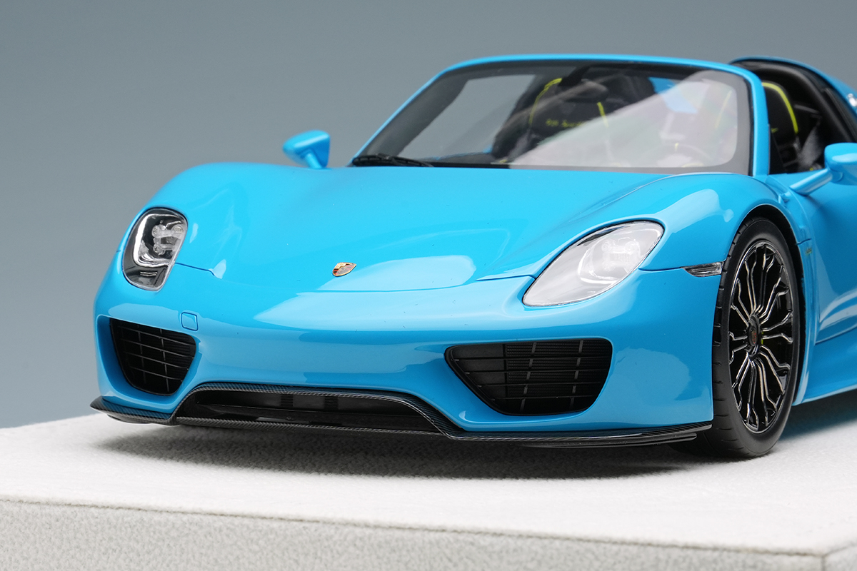 Make Up Co., Ltd. / Porsche 918 Spyder 2011