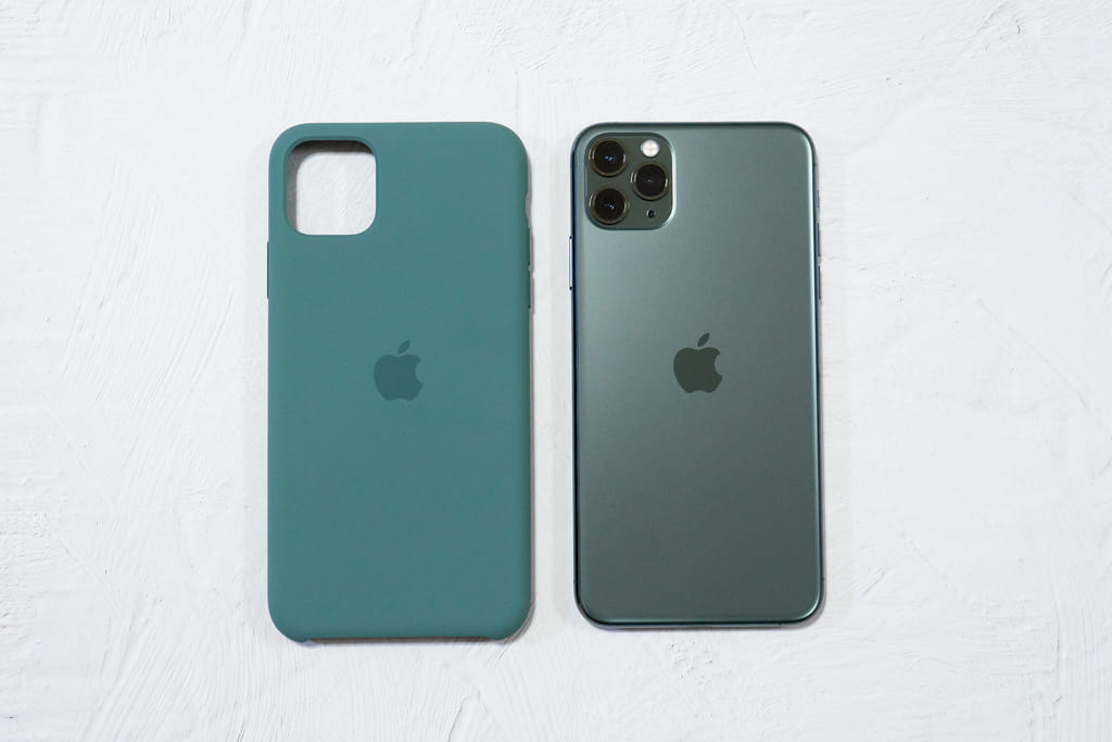 iPhone 11 Pro Max シリコーンケース パイングリーン レビュー／安定の