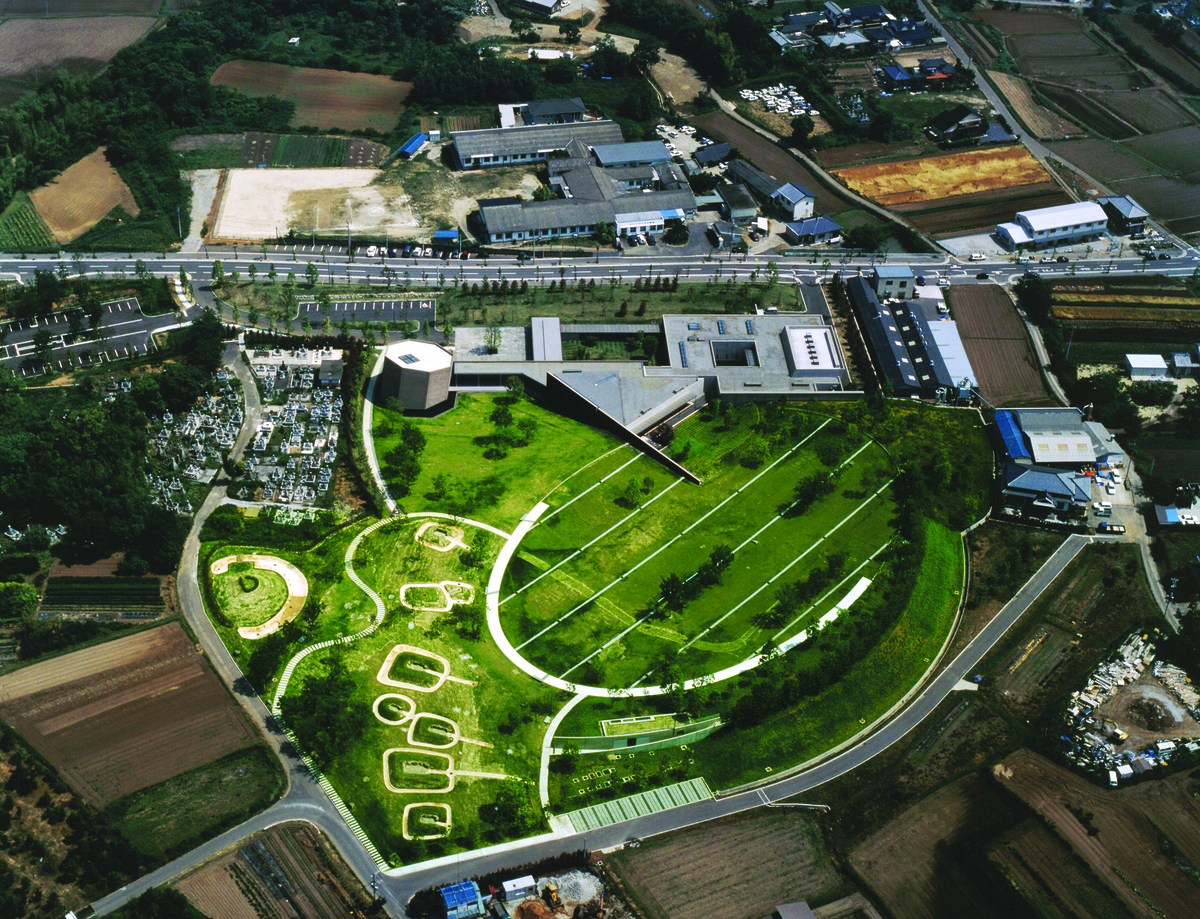 風の丘葬斎場 | Projects | Maki and Associates : 槇総合計画事務所