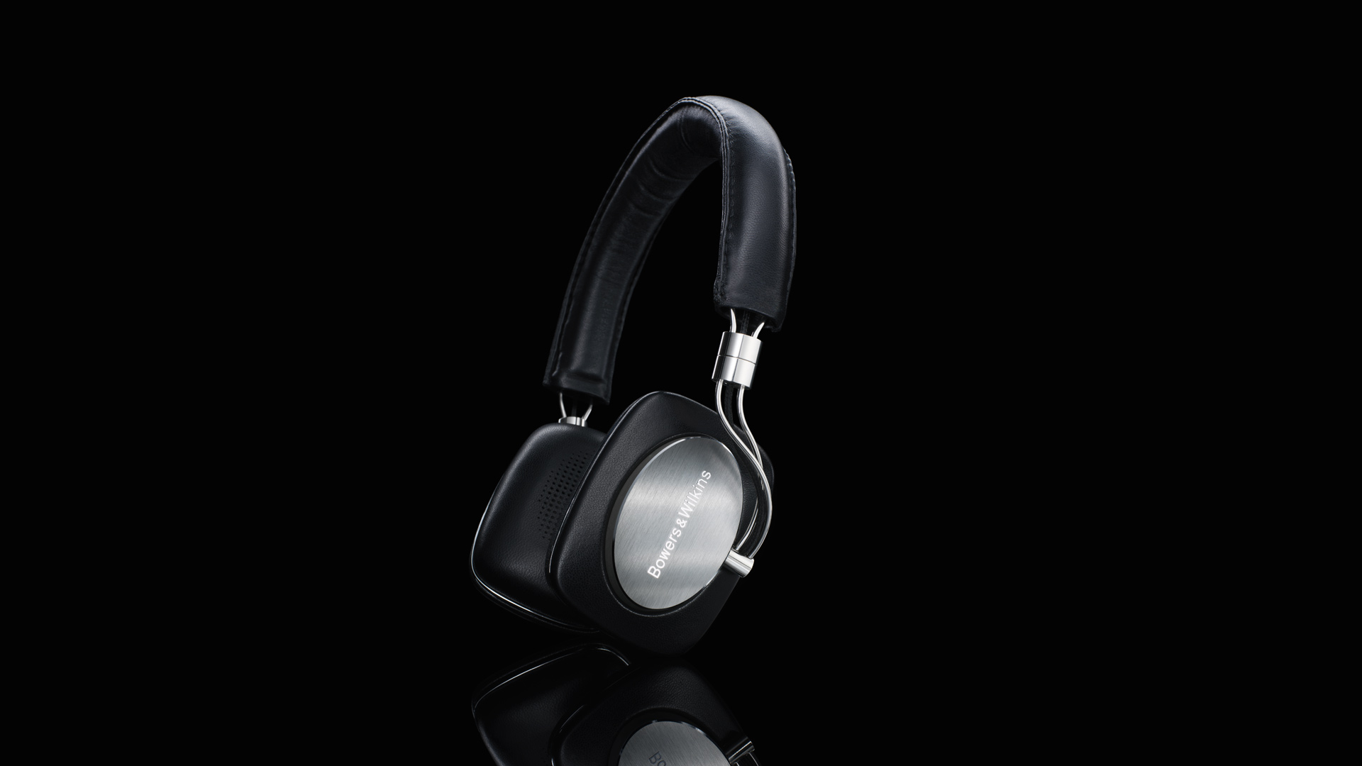 Bowers & Wilkins P5 Mobile Hi-Fi Launch Campaign | Thomas Manss