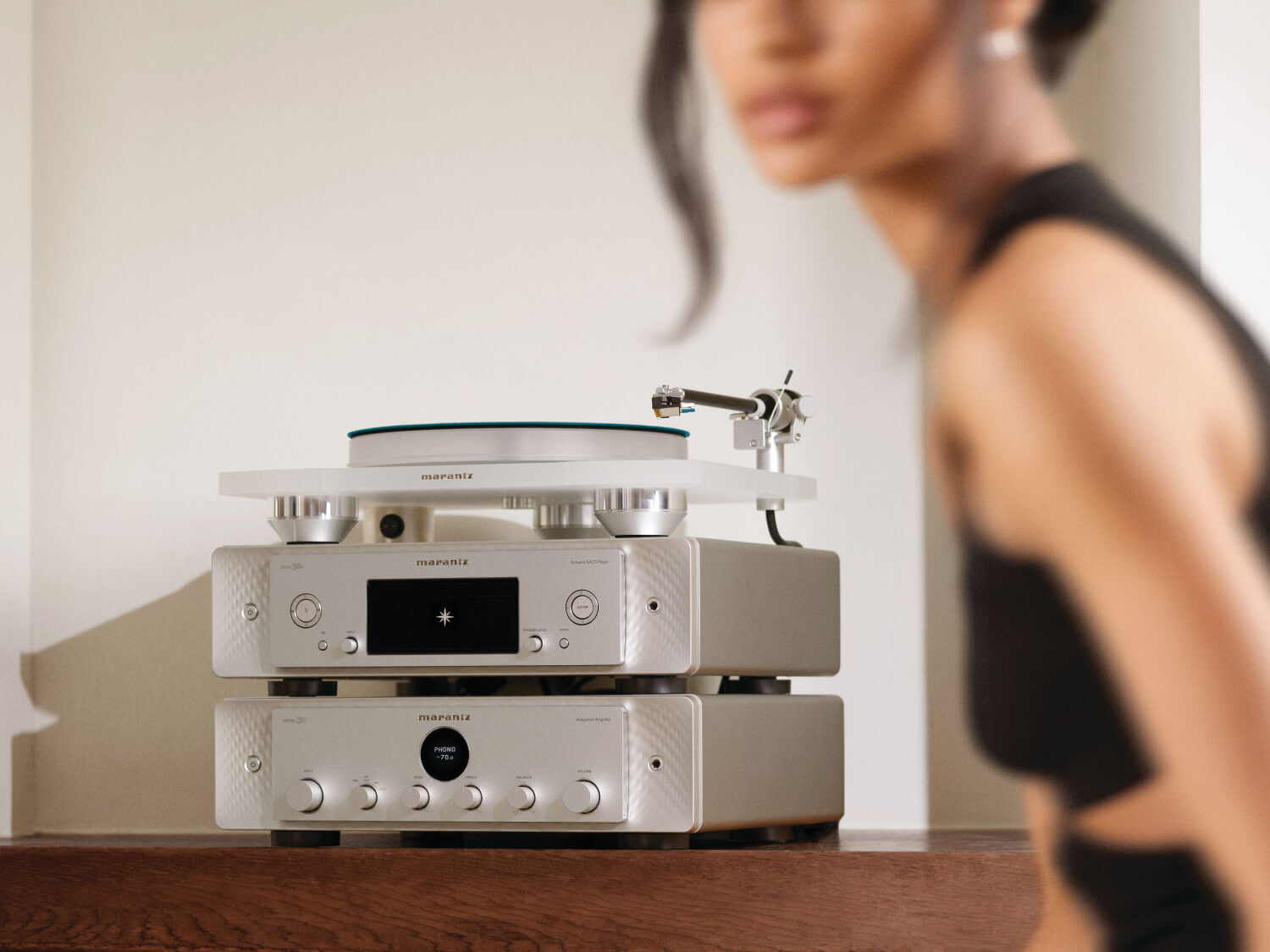 TT-15S1 - Reference Belt Drive Turntable with Cartridge | Marantz