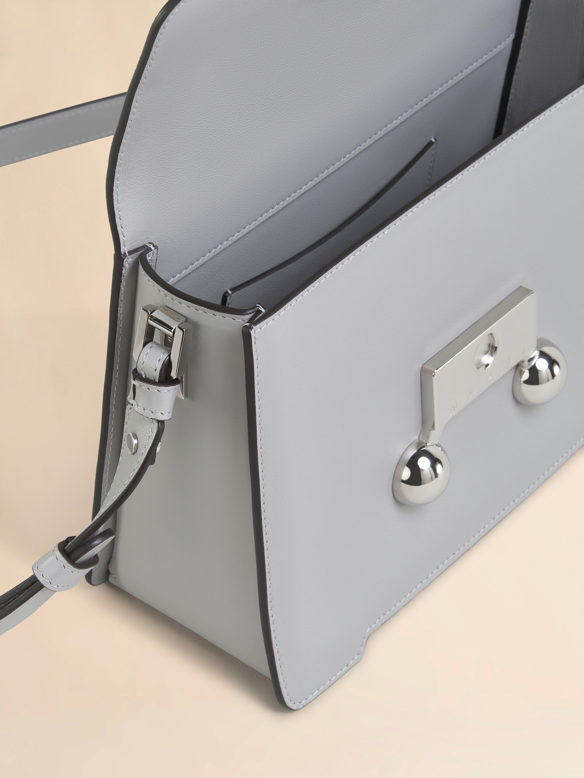 ライトグレー レザー製 Trunkaroo ミディアムショルダーバッグ | Marni