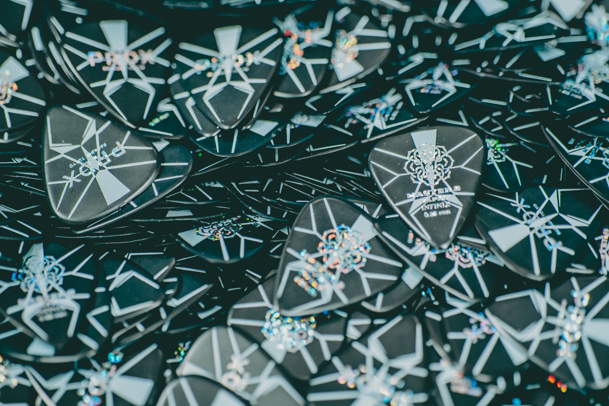 PRDX PARADOX TOKYO Collaboration Model – MASTER 8 JAPAN GUITAR PICKS