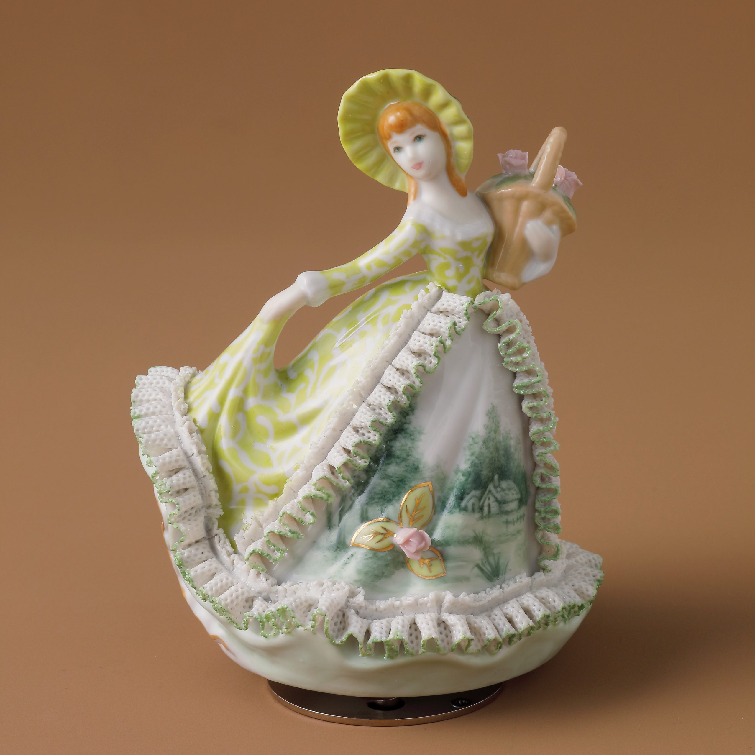 レースドール 作品事例（濵口朋子様） – （株）三田村商店