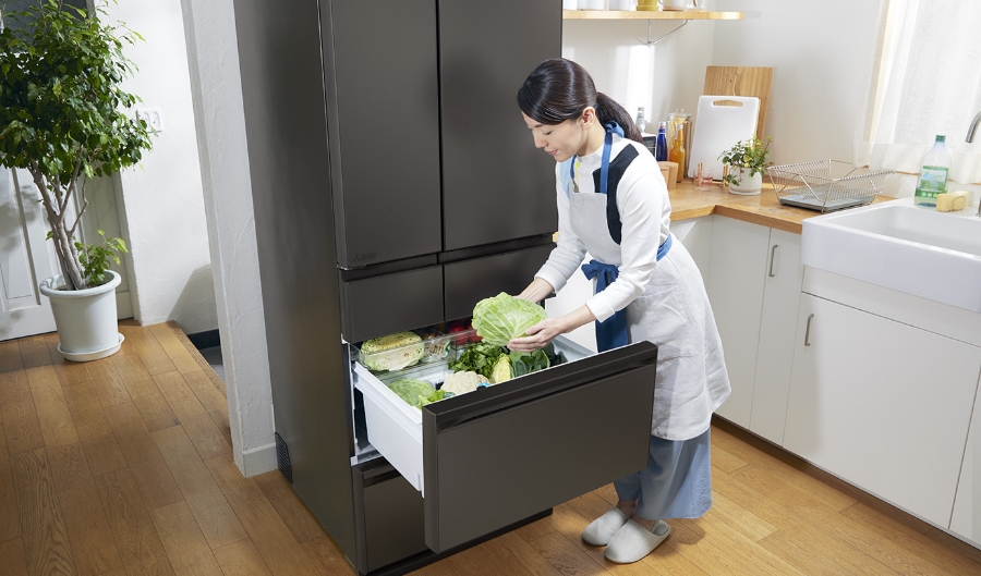 三菱電機 冷蔵庫：真ん中朝どれ野菜室