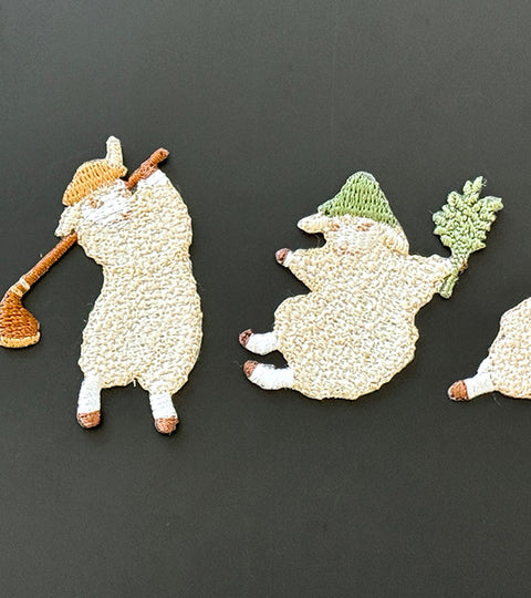 新ひつじ登場！】可愛いひつじ刺繍を、ストールにも付けられるように