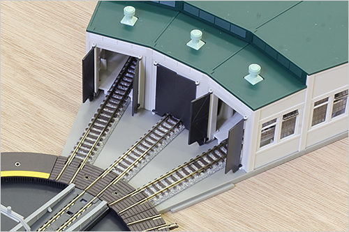 TOMIX】 鉄道模型レイアウトにターンテーブルを設置してみよう | 鉄道