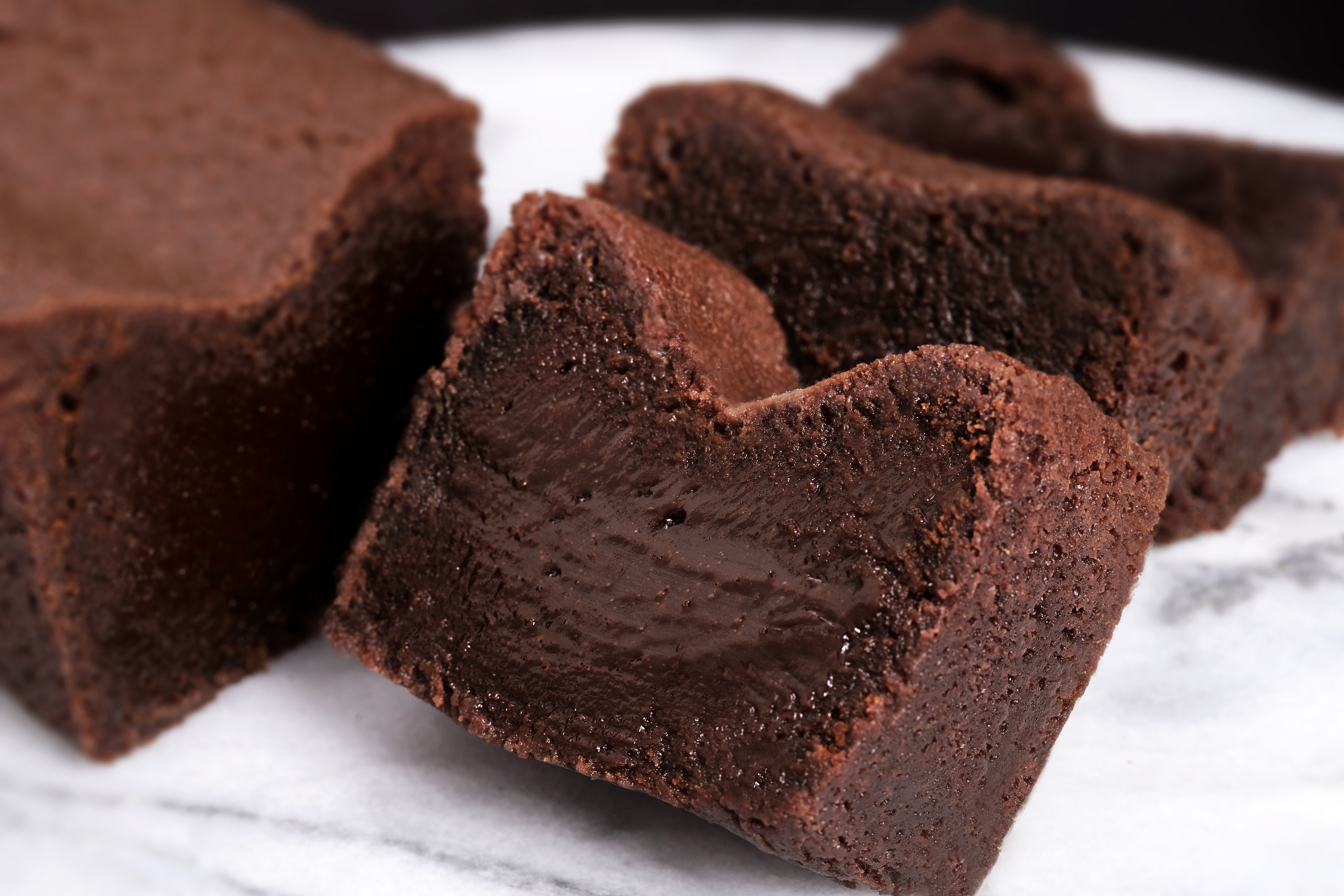 Miho Chef Chocolatier / カラク（ガトーショコラ）