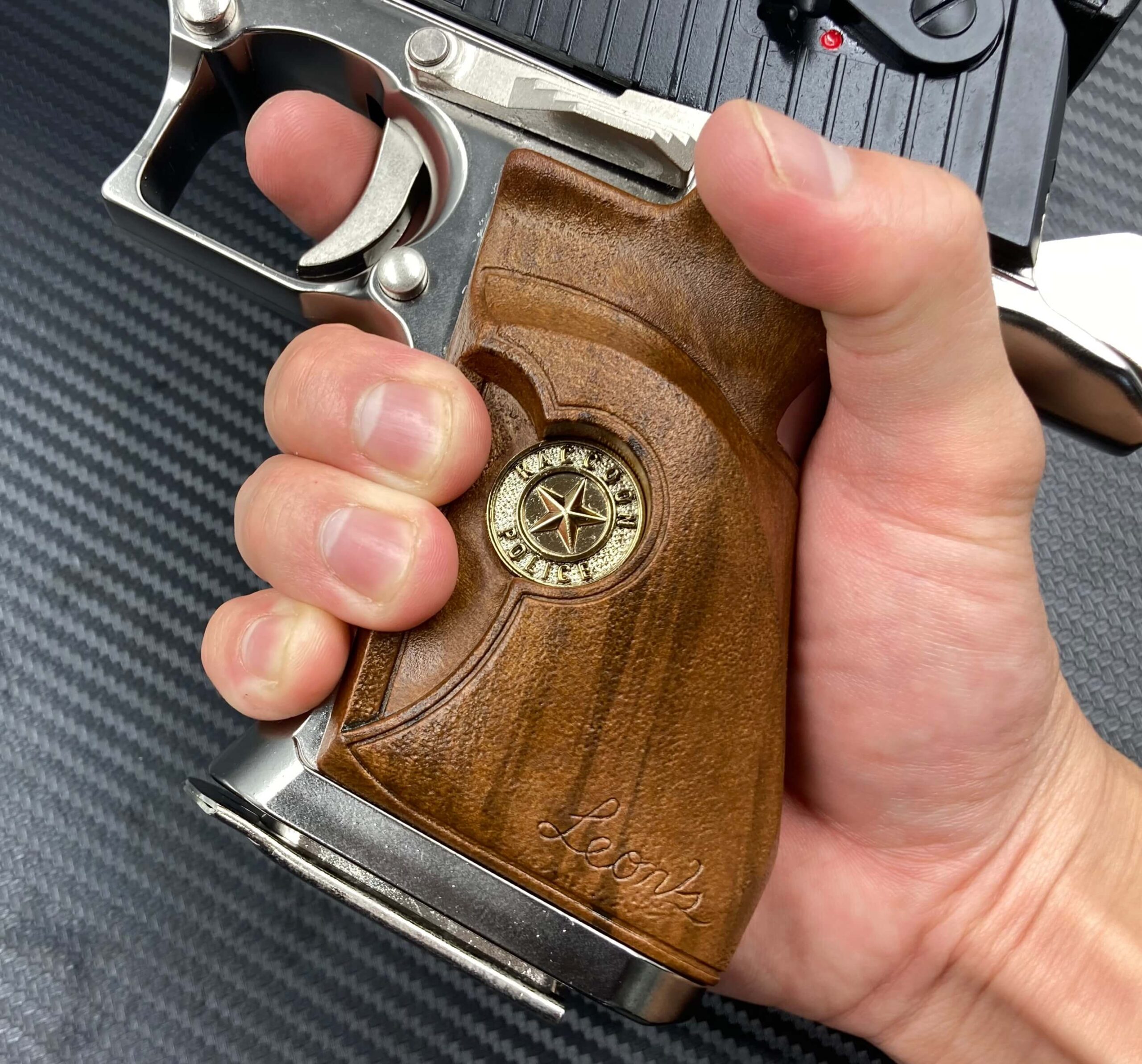 マルイ製 バイオハザード2 デザートイーグル10inc!バイオ2レオンが使う