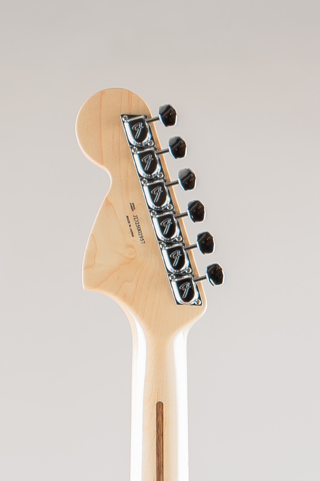 Made in Japan Traditional 70s Stratocaster/Vintage White/Maple