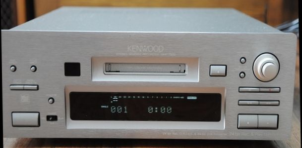 Kenwood DMF-7003 / DMF-7003G [MiniDisc Wiki]