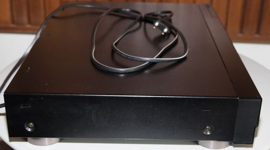 Sony MDS-501 [MiniDisc Wiki]