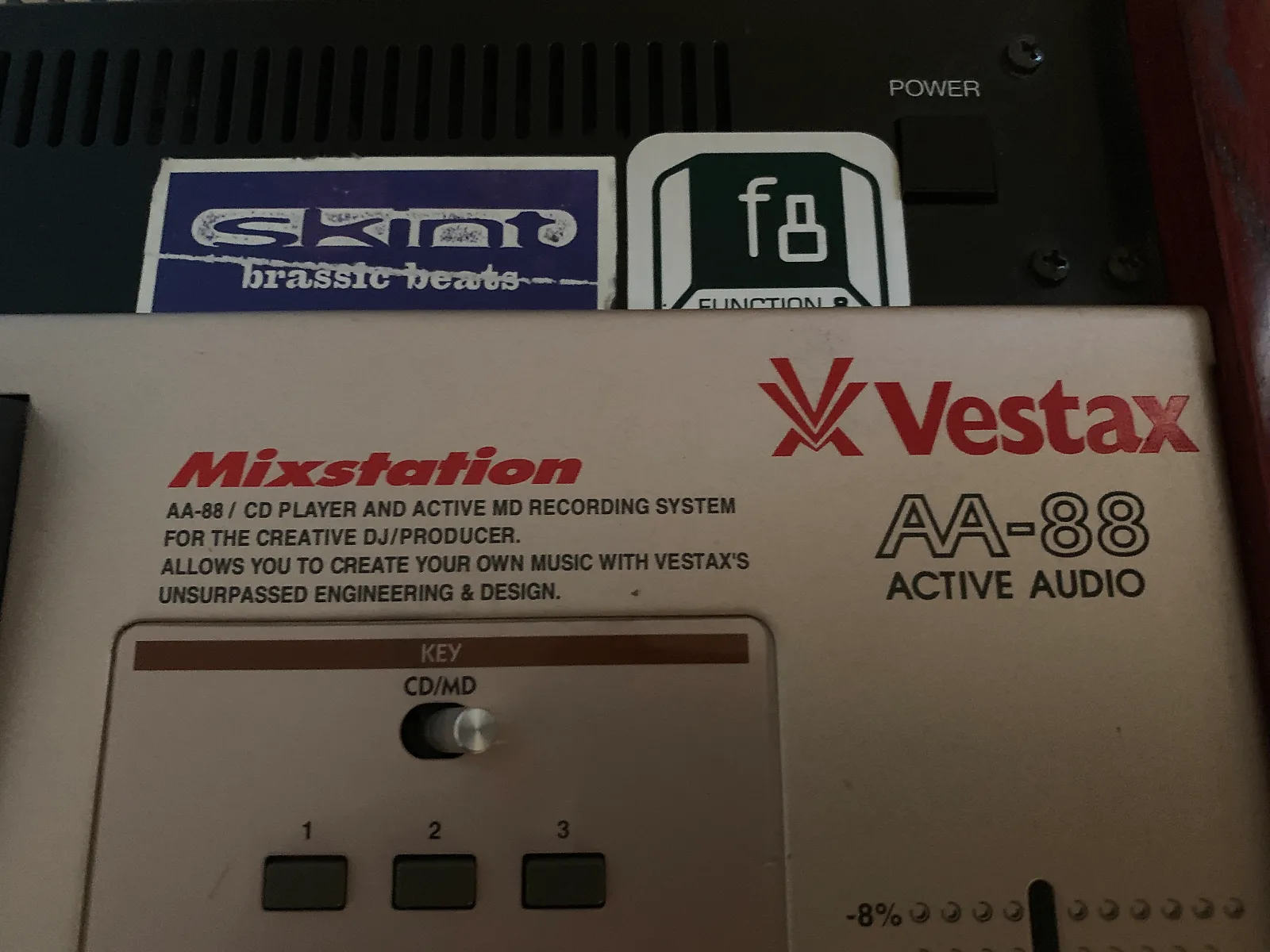 Vestax AA-88 [MiniDisc Wiki]