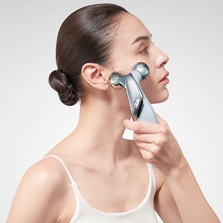 リファカラットリフト（EMS美顔器）| 美容機器 | ReFa（リファ）公式