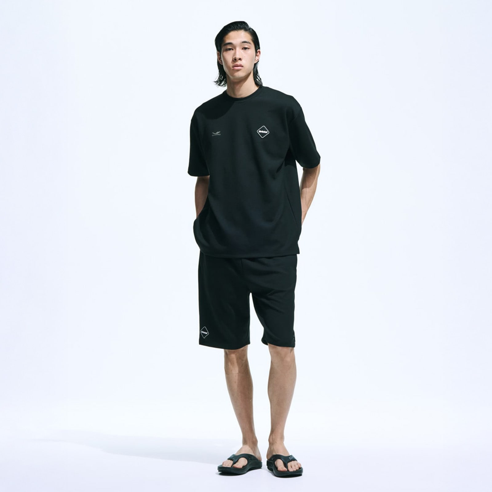 一般医療機器】SIXPAD RECOVERY SHORTS（シックスパッド x F.C.Real