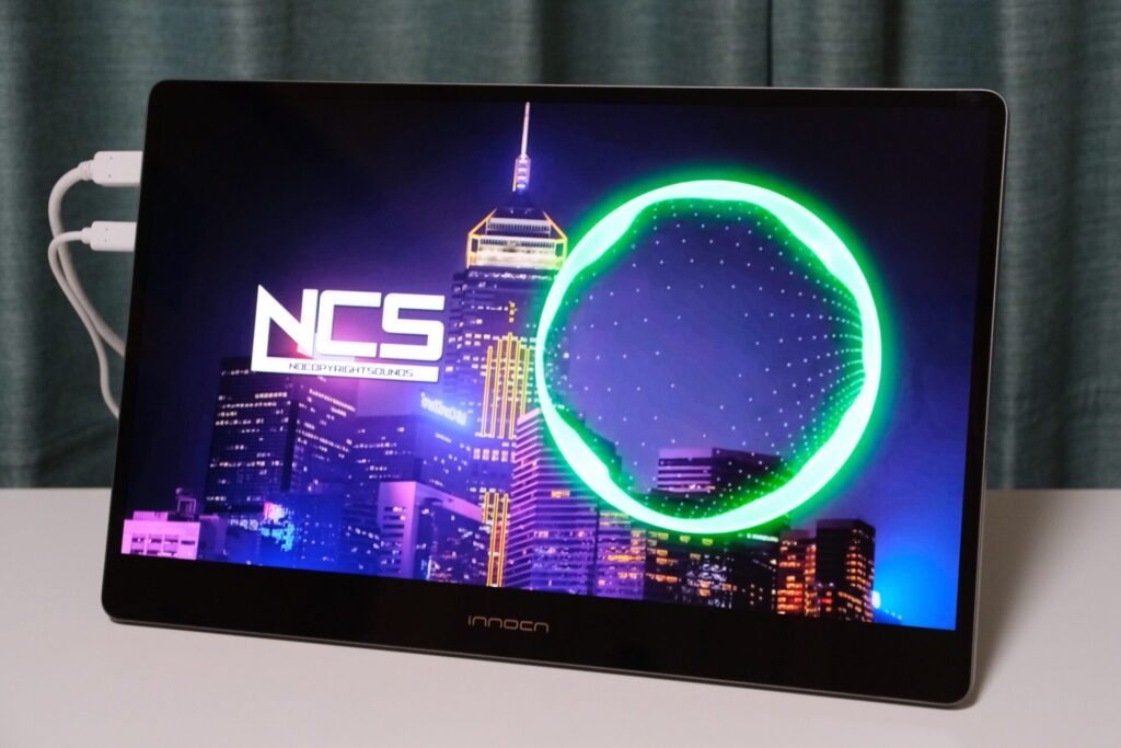 組み立て＆解説】有機EL採用の高画質モバイルモニター「INNOCN 15A1F