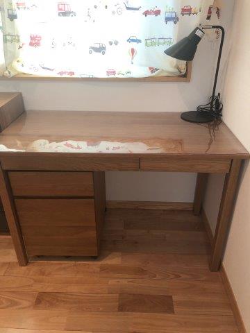 ご入学おめでとうございます 無印デスクにピッタリな透明デスクマット