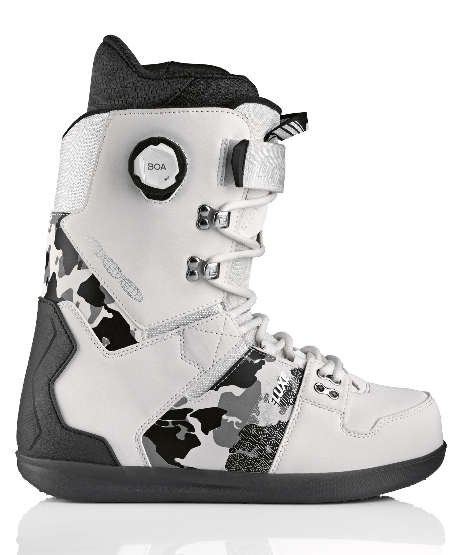 DEELUXE ジュニア用 21.5センチ 黒/白 DEELUXE ジュニア用 21.5センチ