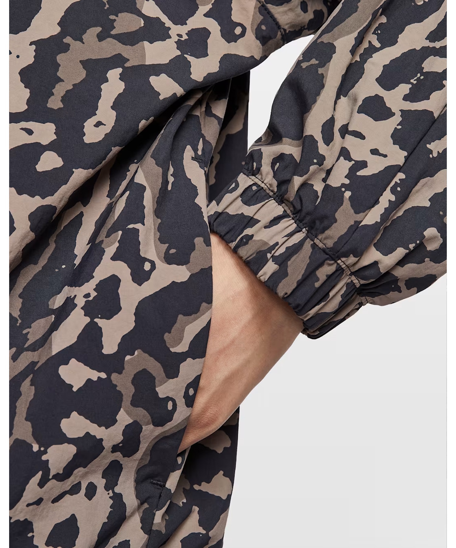 NIKE ナイキ ジャージ トラックジャケット レディース ヒョウ柄