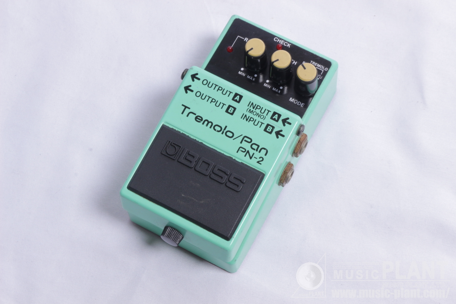 BOSS エフェクター / トレモロ・パンニングPN-2 Tremolo / Pan中古