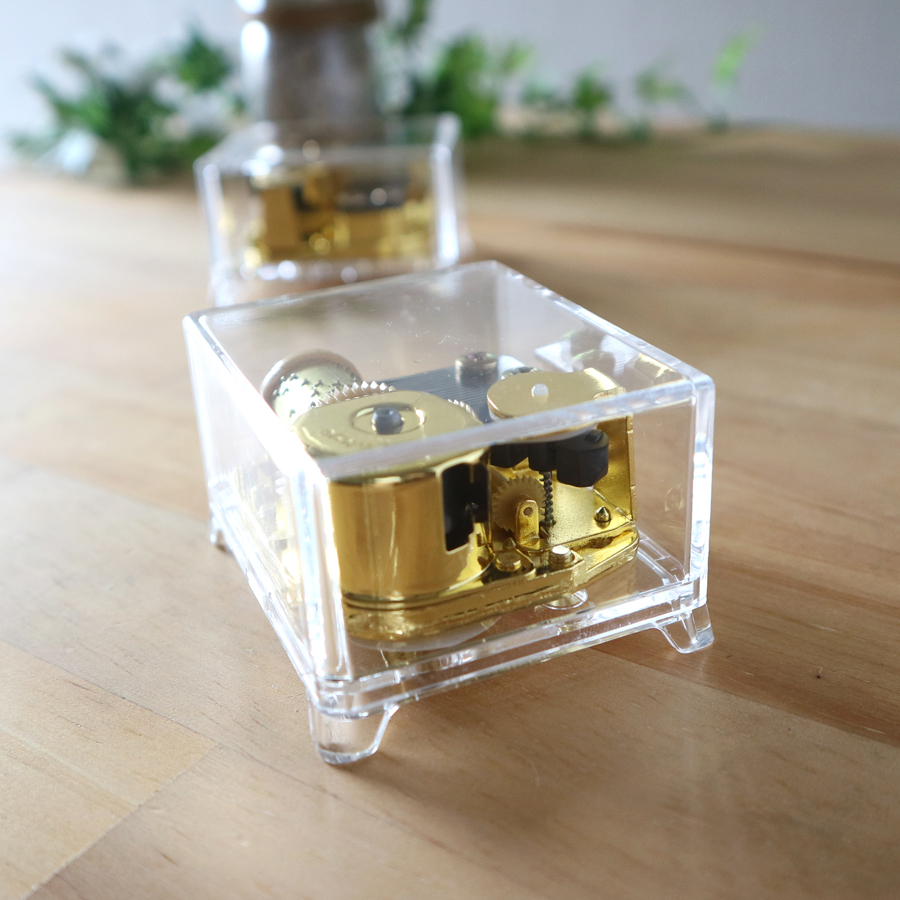 18弁】アクリルクリアBOX（脚付き） オルゴール シンプル 人気曲