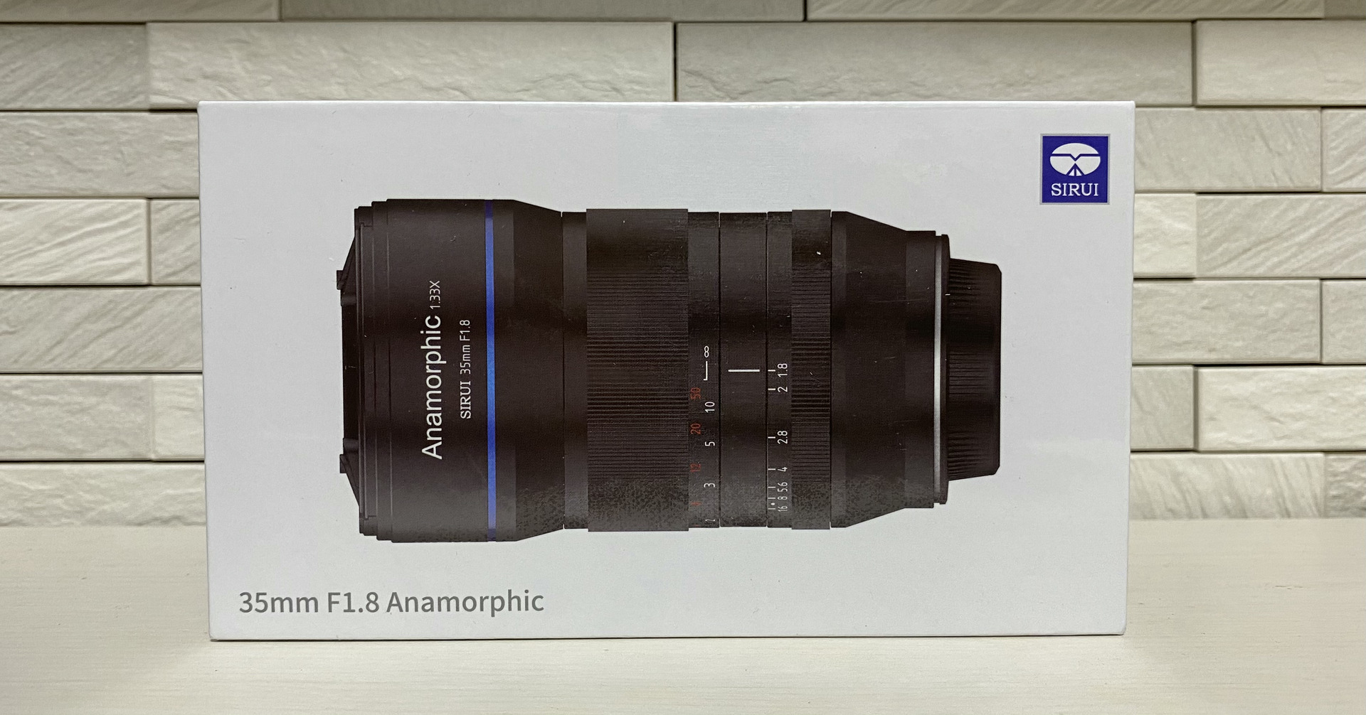 SIRUI 35mm/F1.8 1.33xアナモルフィックレンズで夜景を撮る