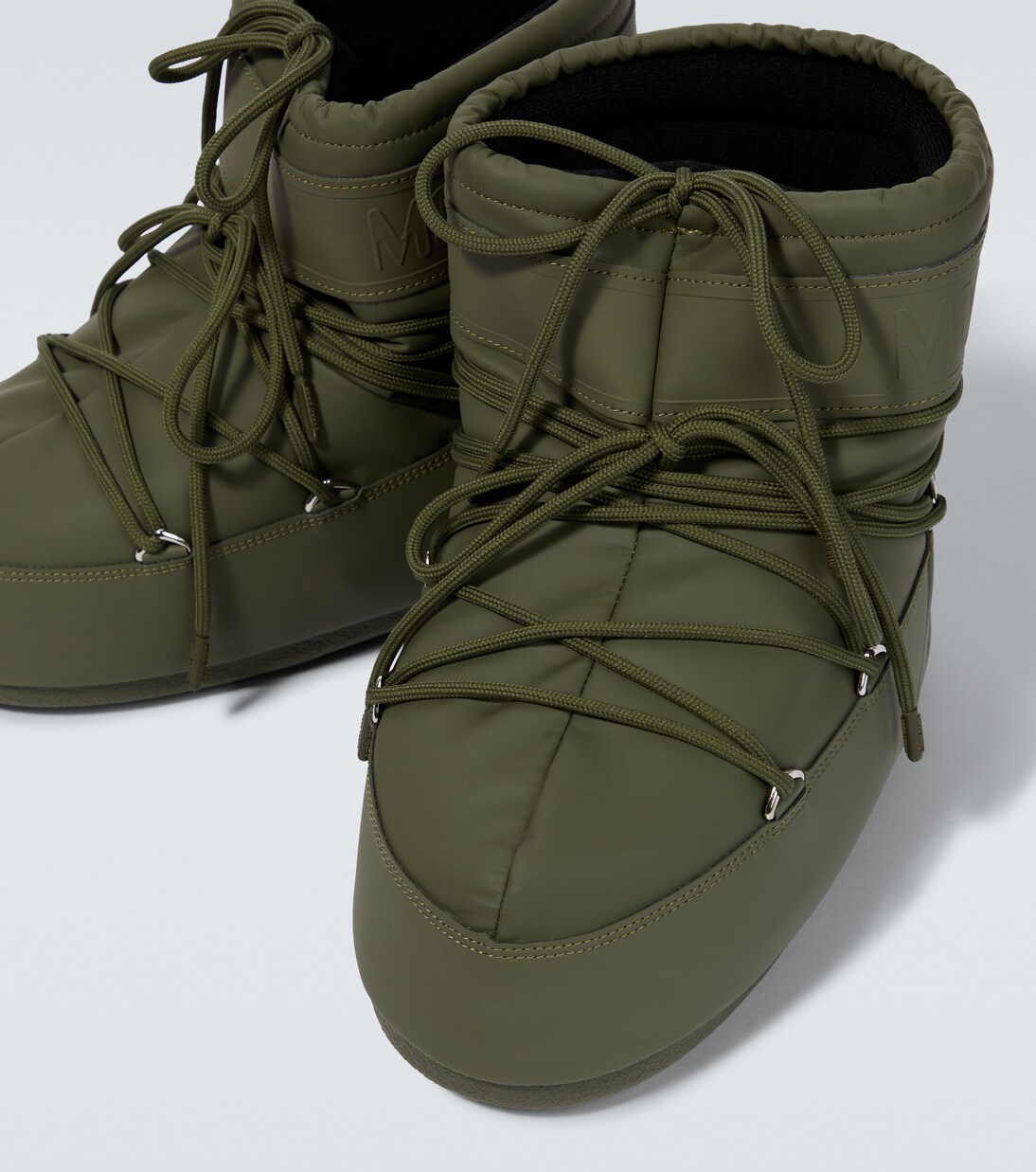 Icon Low rubber boots in green - Moon Boot | Mytheresa