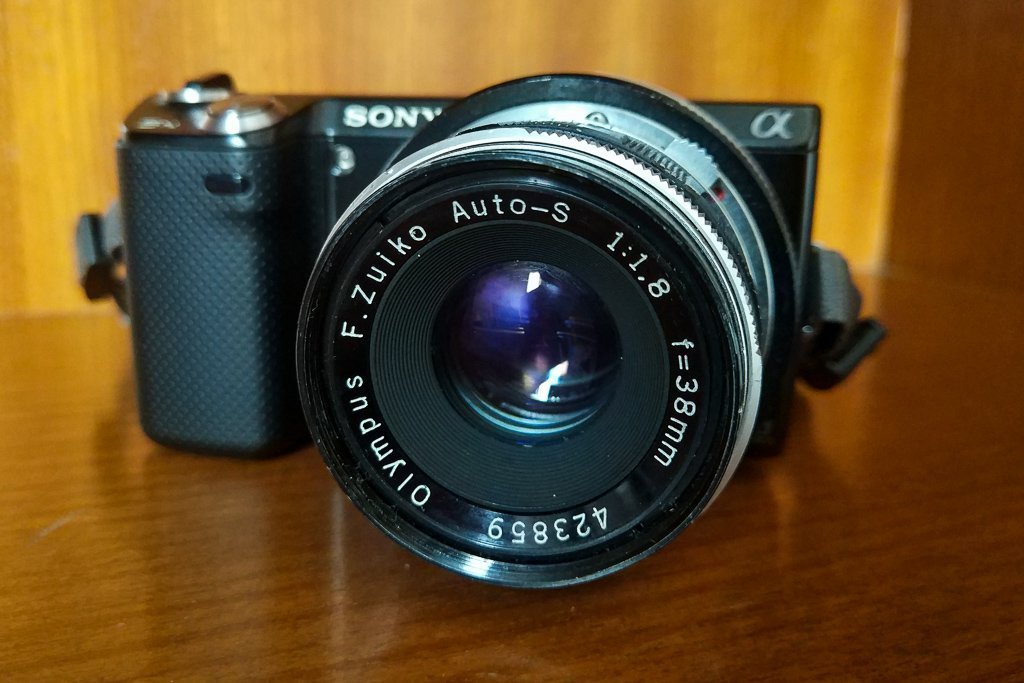 F.Zuiko 38mm F1.8 Lens Review - My Favourite Lens