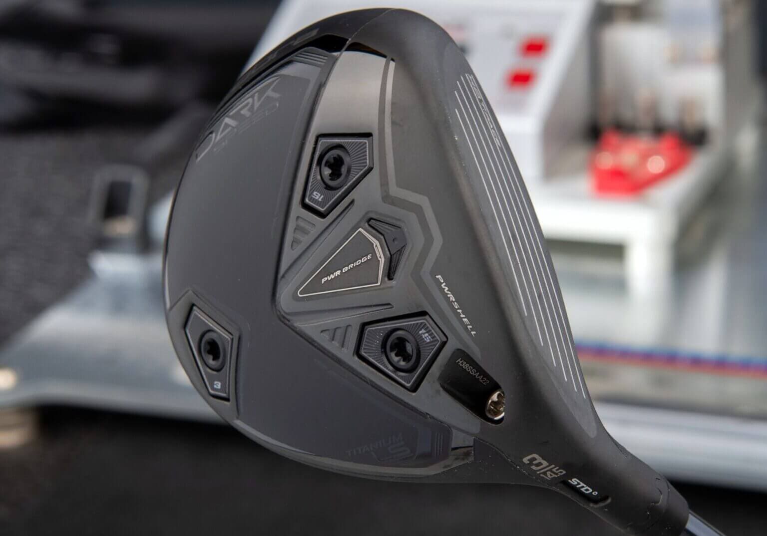 正確性」「飛距離」に優れたコブラから暗闇の「DARKSPEED